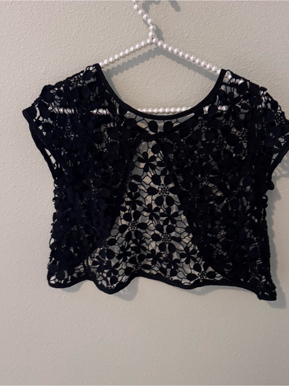 VINTAGE Black Floral Lace Cropped Top